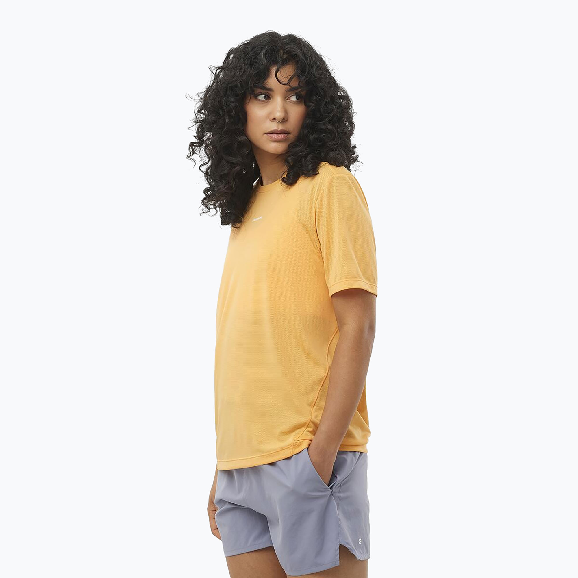 Women's running T-shirt Salomon SHAKEout Core apricot (M)