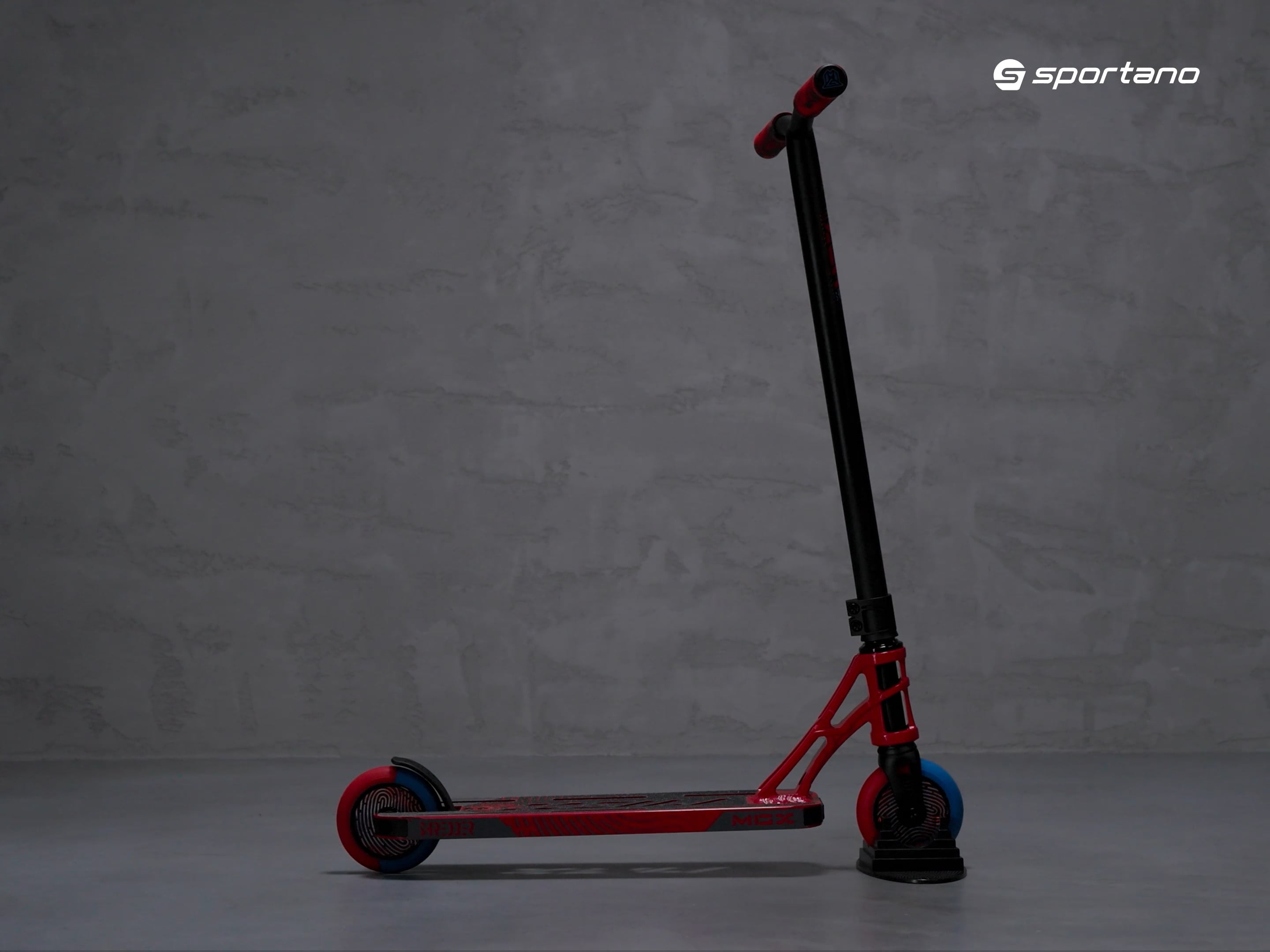 MGP MGX S1 Shredder freestyle scooter red 23385