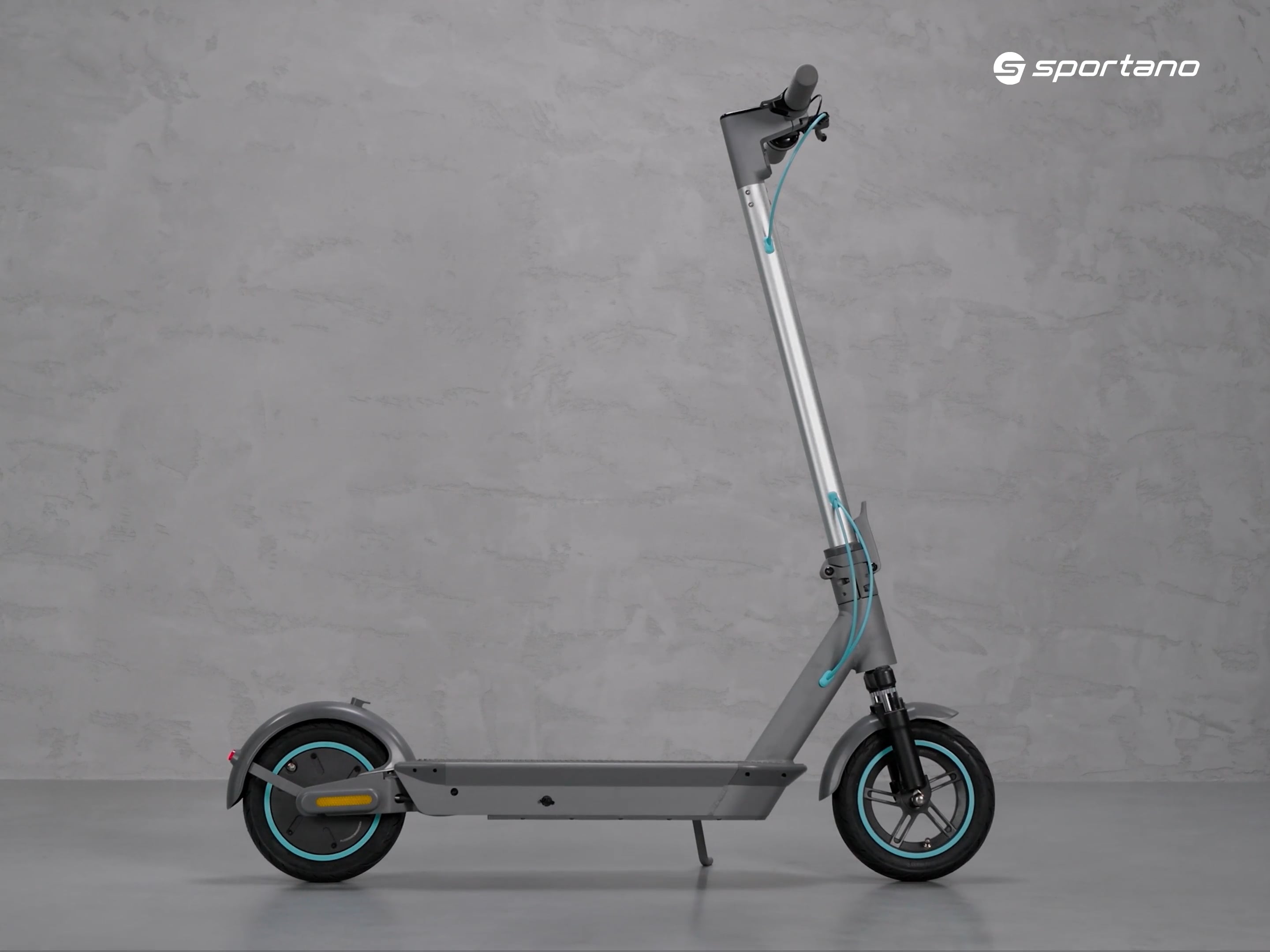 Motus Scooty 10 plus 2022 silver electric scooter