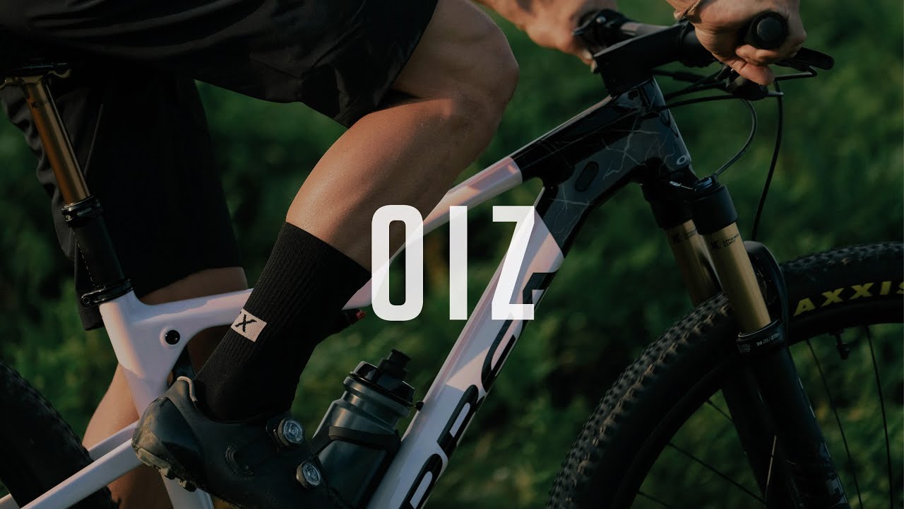 Orbea Oiz M11 AXS orange/black mountain bike M23719LE